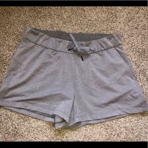 Lululemon on the fly shorts